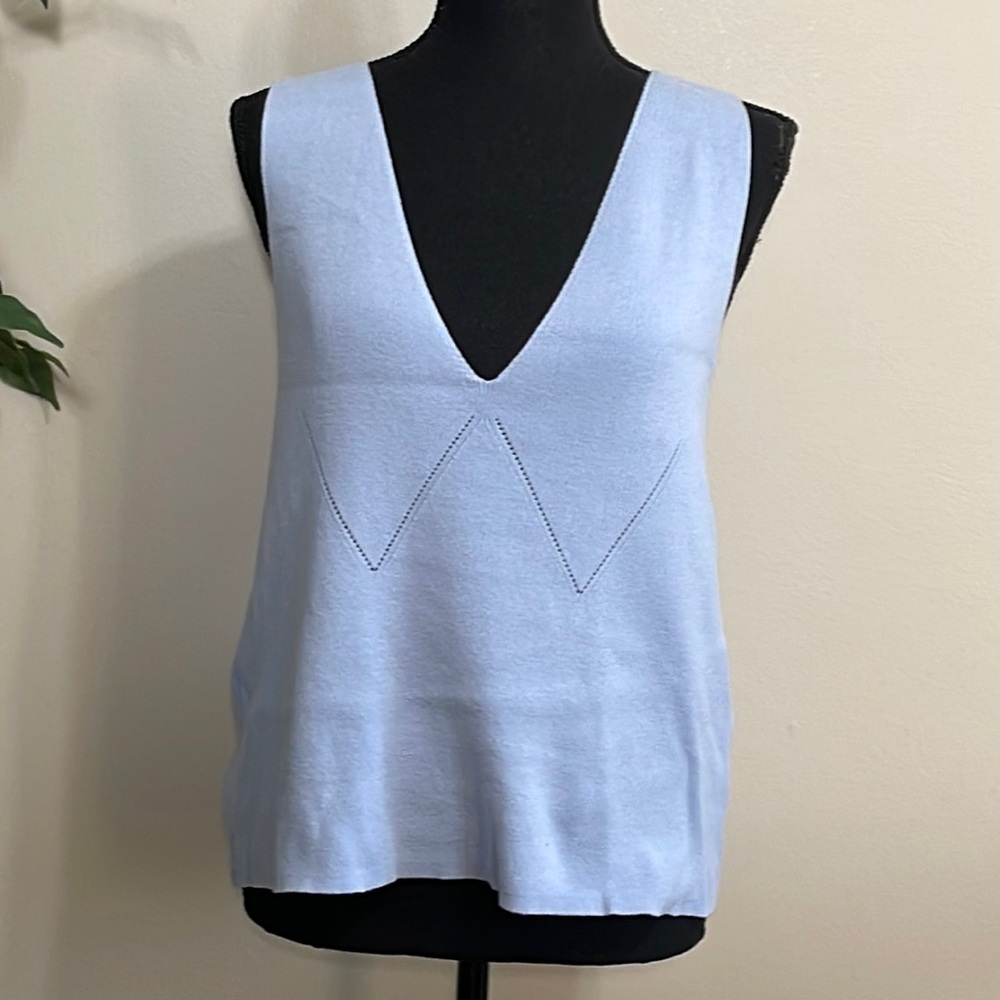 Forever 21+  sleeveless sweater. Size 3X